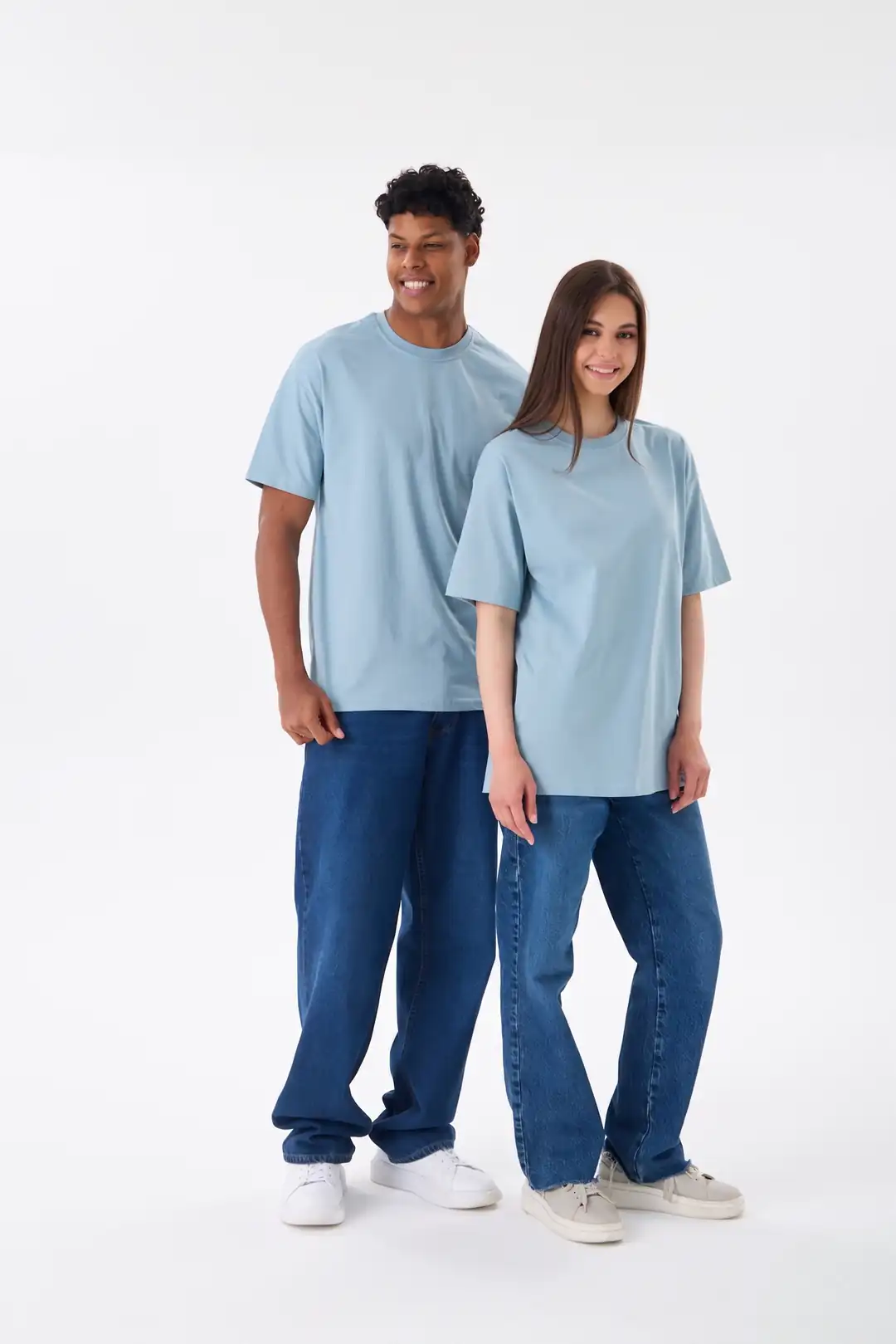 Basic Unisex Rahat Kalıp Tişört - Bebek Mavisi