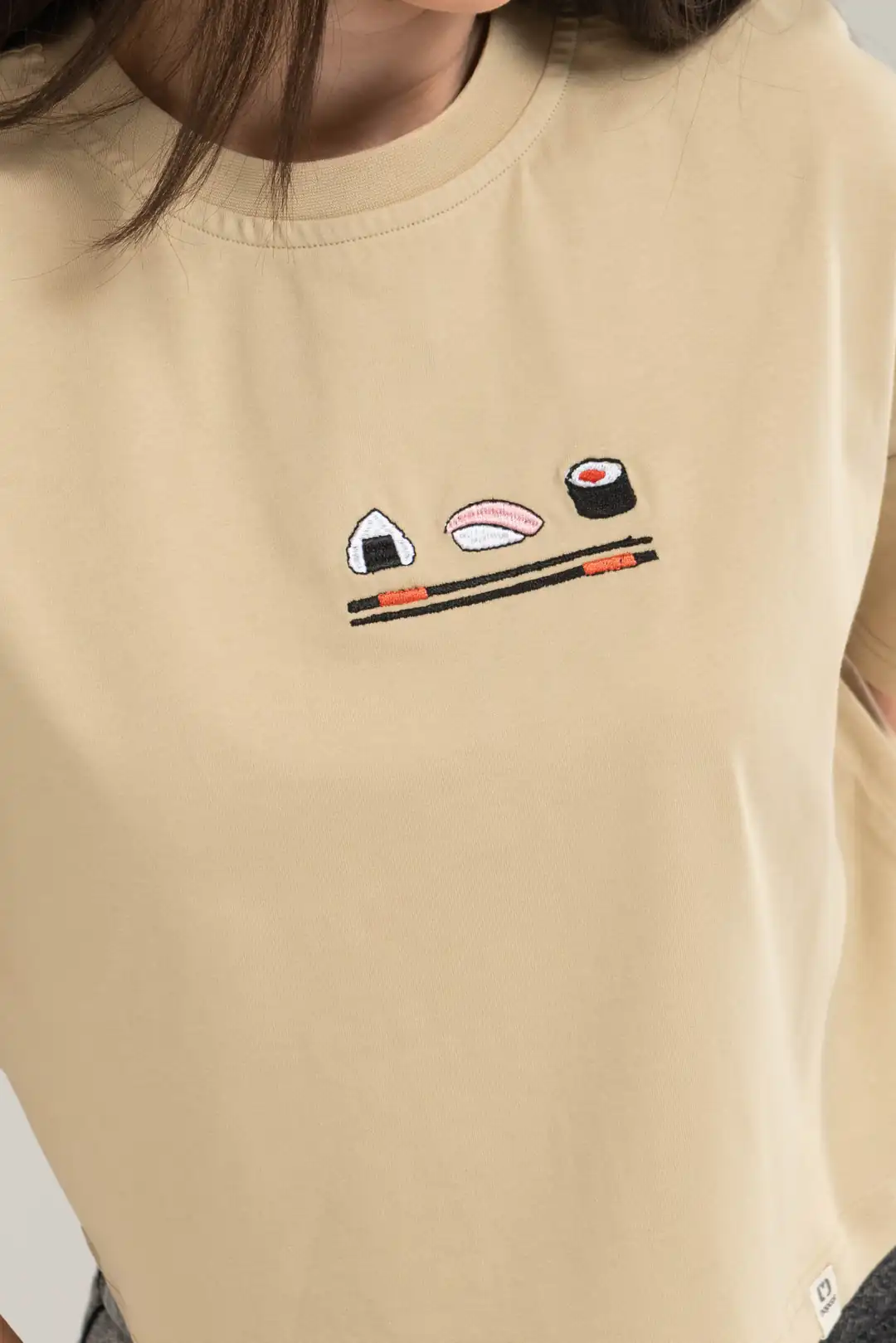 Sushi - Rahat Kalıp Crop - Bej